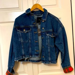 Slightly cropped *NEW WITH TAGS* Jean jacket with plaid cuffs optional.